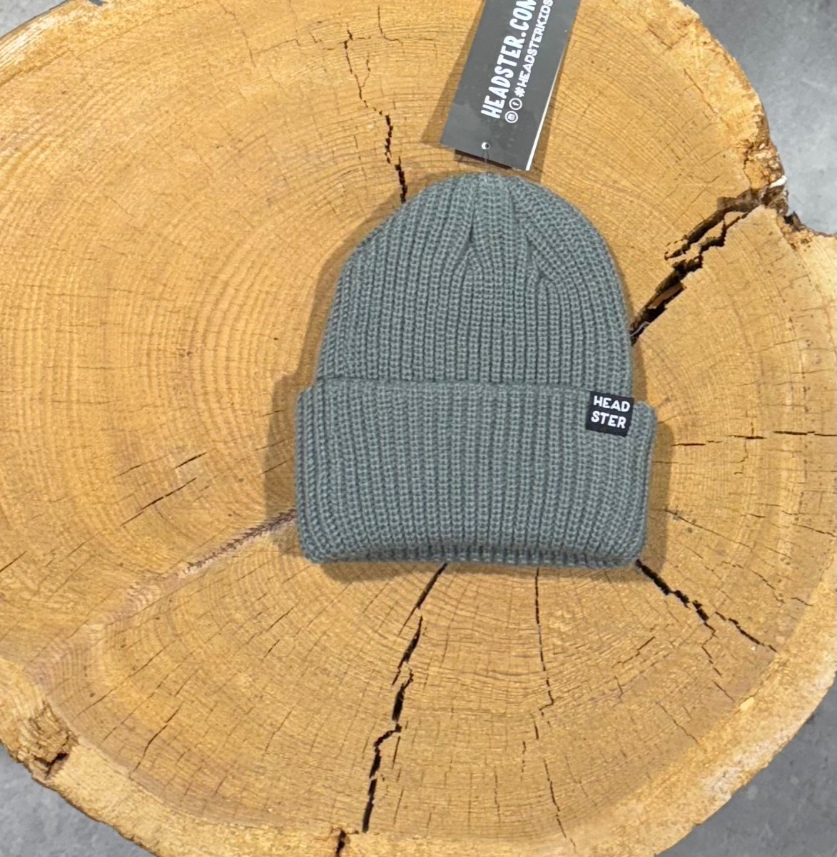 HEADSTER • BEANIE • GREY SKIES