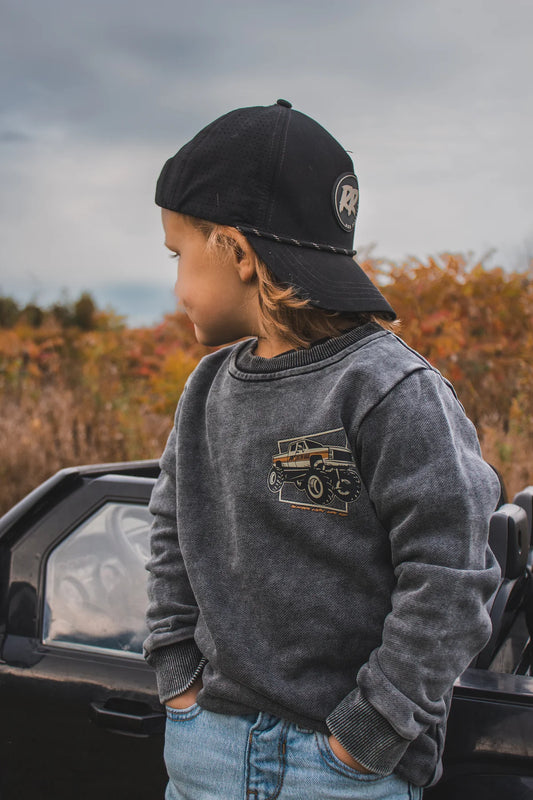RAD RASCAL • CREW NECK • LIVING LIFE RAD