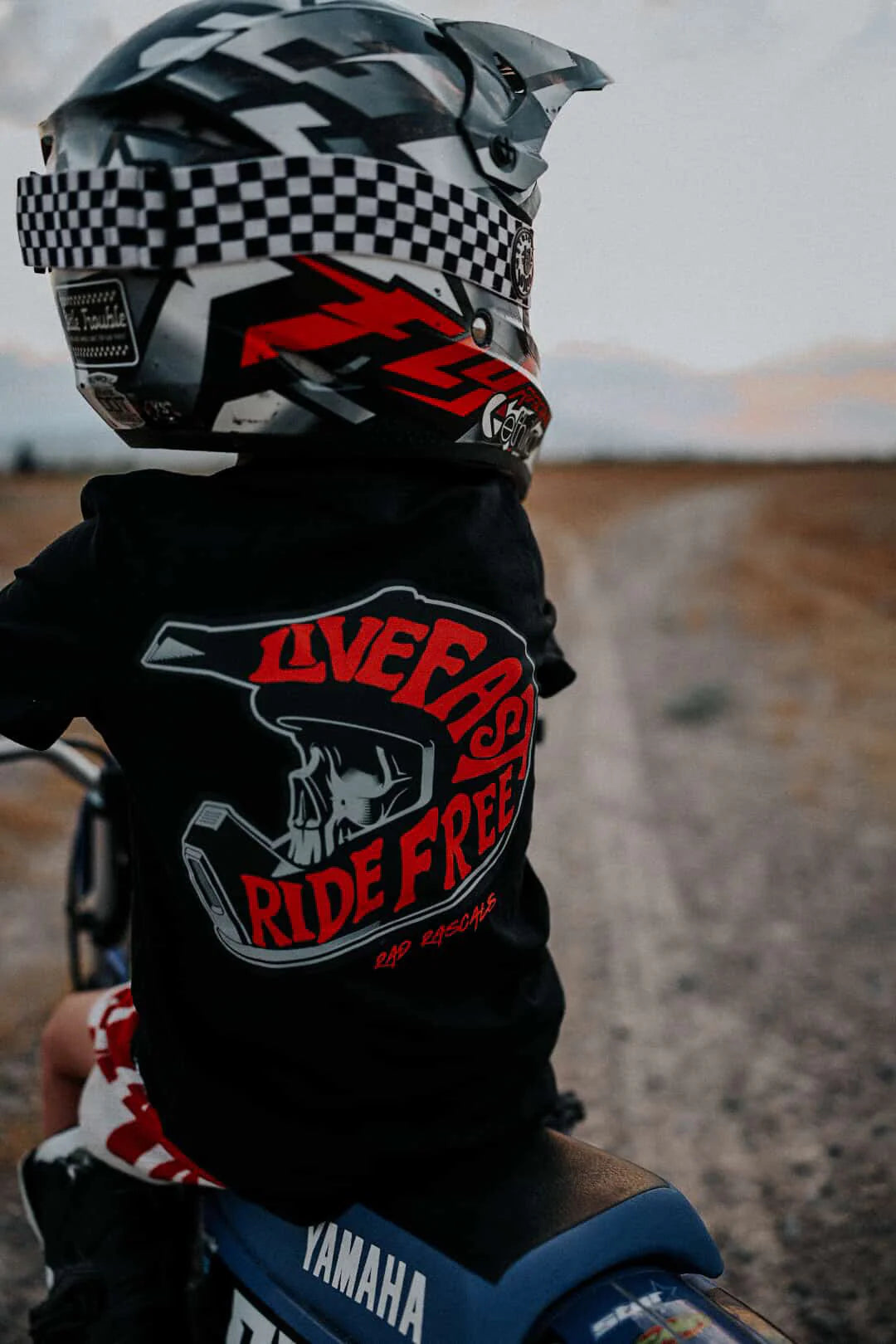 RAD RASCAL • T-SHIRT • LIVE FAST RAD FREE