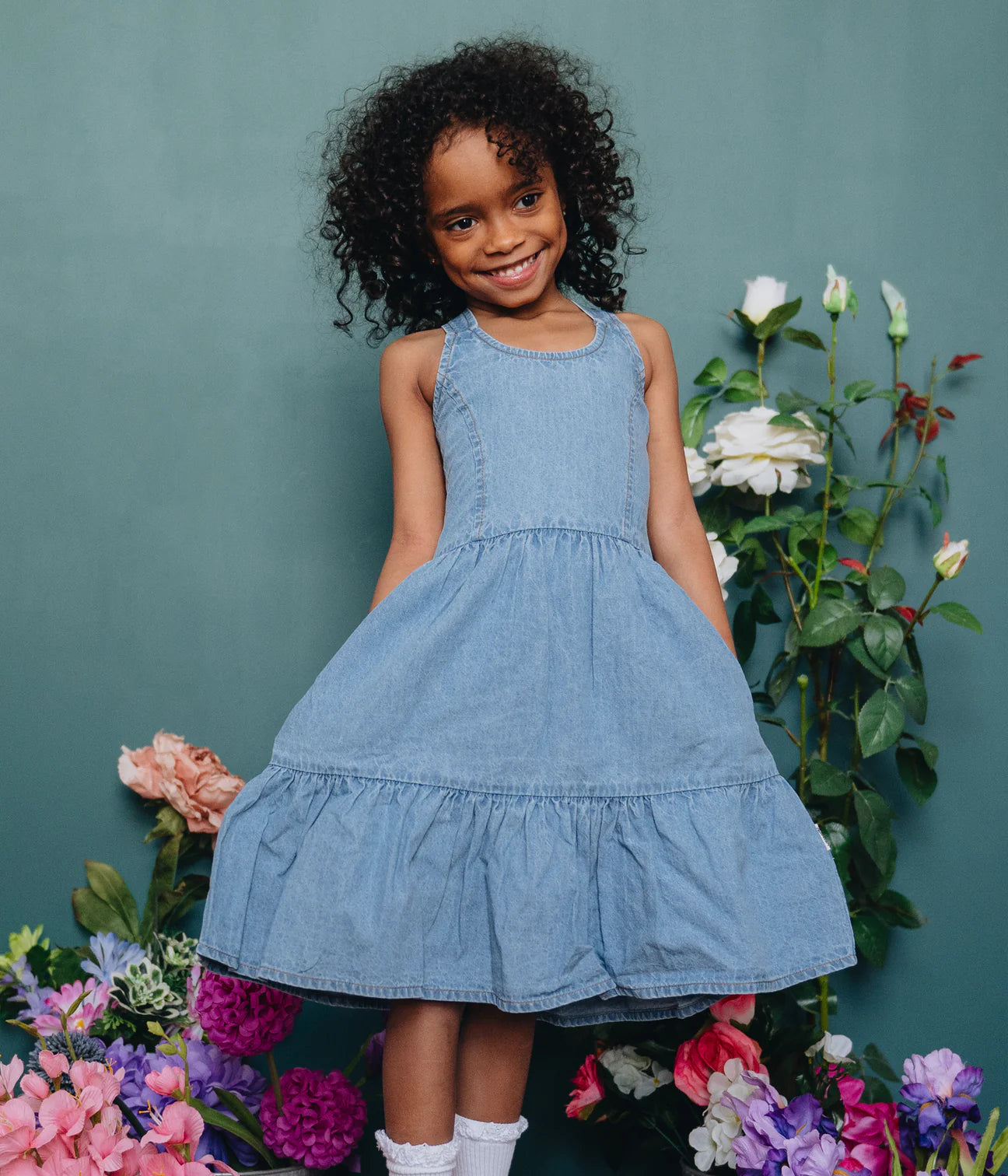 HEADSTER • ROBE SOPHIA • JEANS